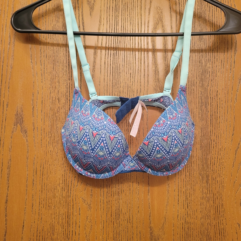PINK Victoria's Secret Geometric Blue and Pink Bra